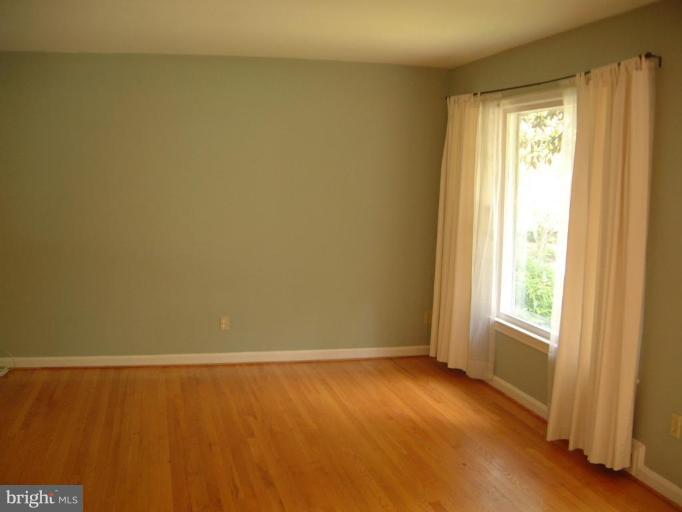 2603 Loma Street Silver Spring, MD 20902 - Photo 5 of 12 Good size living room w/hardwood floors