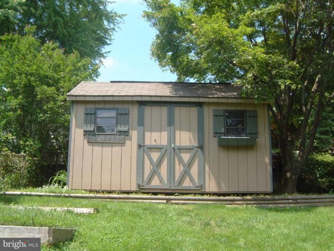 2603 Loma Street Silver Spring, MD 20902 - Photo 8 of 12 Good size storage shed.