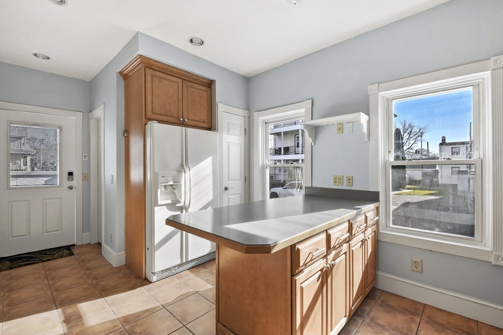 936 Locust Street Fall River, MA 02720 - Photo 8 of 35 Gallery Image 8