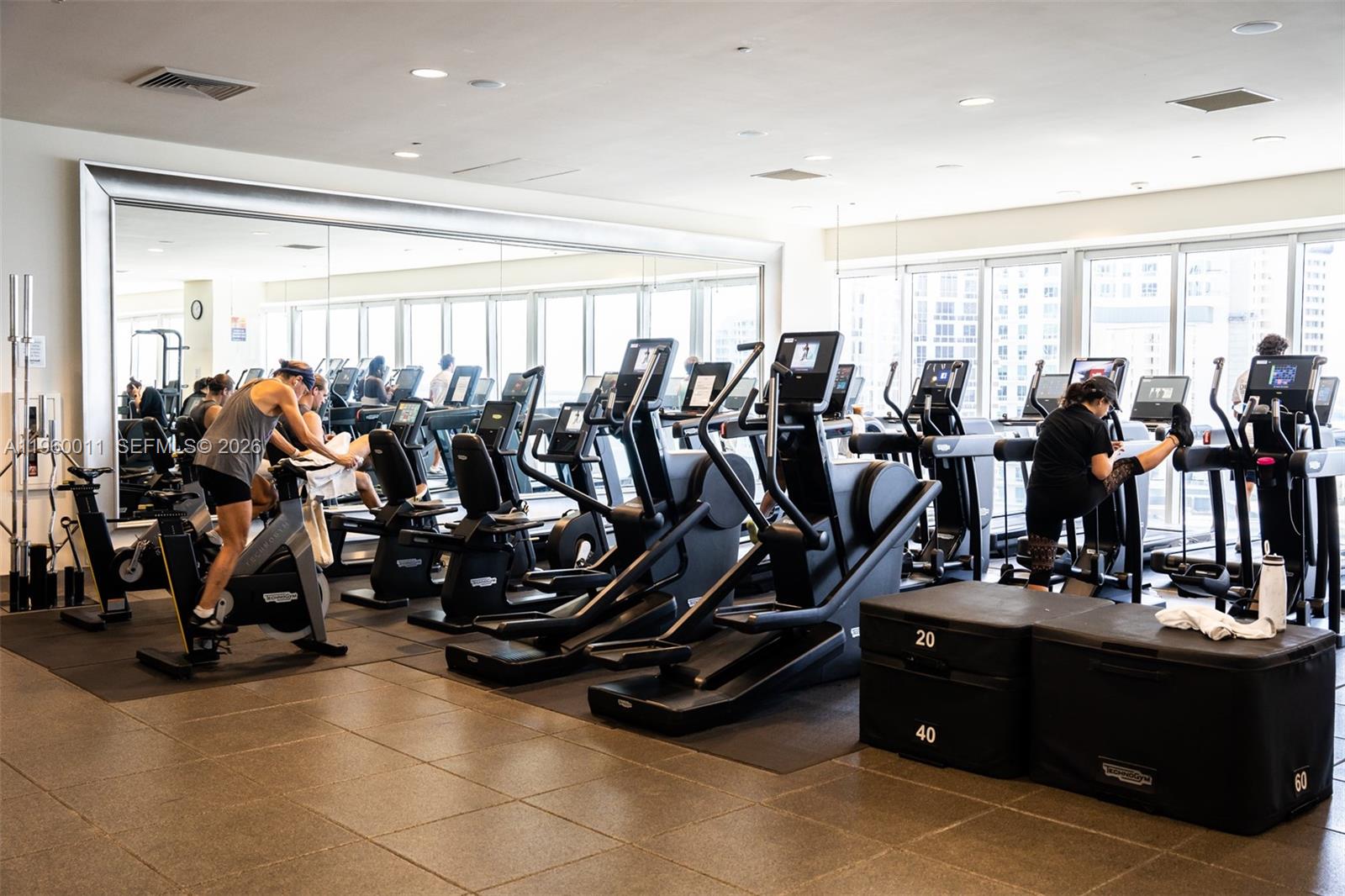 465 Brickell Avenue, Unit 2703 Miami, FL 33131 - Photo 39 of 40 a view of a room with gym equipment