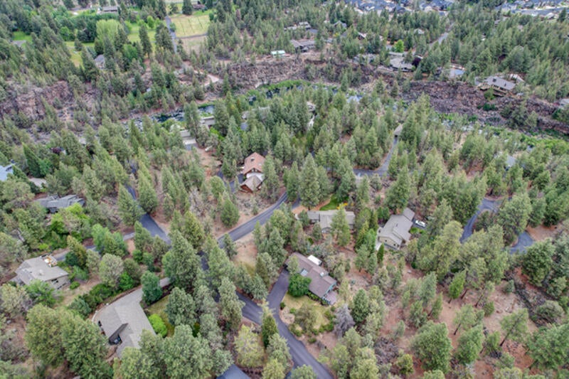 4070 Northwest Lower Village Road Bend, OR 97703 - Photo 25 of 29 4070 NW Lower Village Rd-25