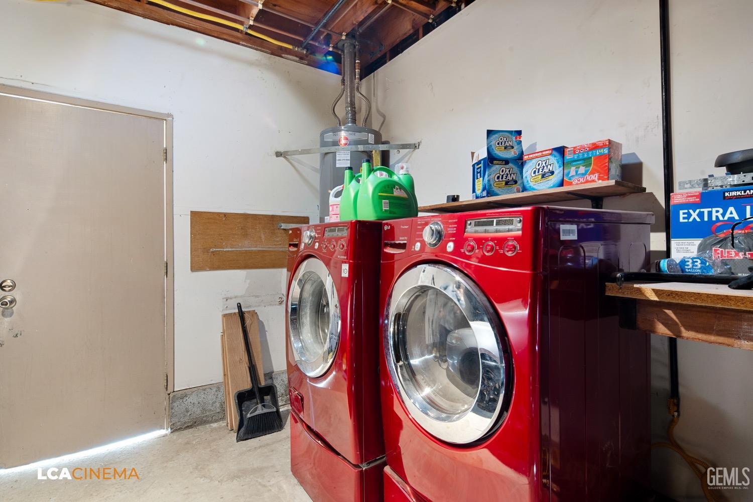 Undisclosed Address Bakersfield, CA 93308 - Photo 17 of 20 a utility room with dryer and washer
