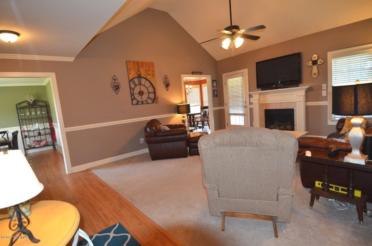 3205 Mobleys Bridge Road Grimesland, NC 27837 - Photo 12 of 24 13 (2)
