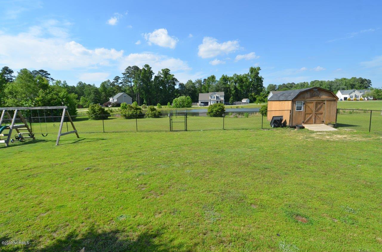 3205 Mobleys Bridge Road Grimesland, NC 27837 - Photo 7 of 24 8