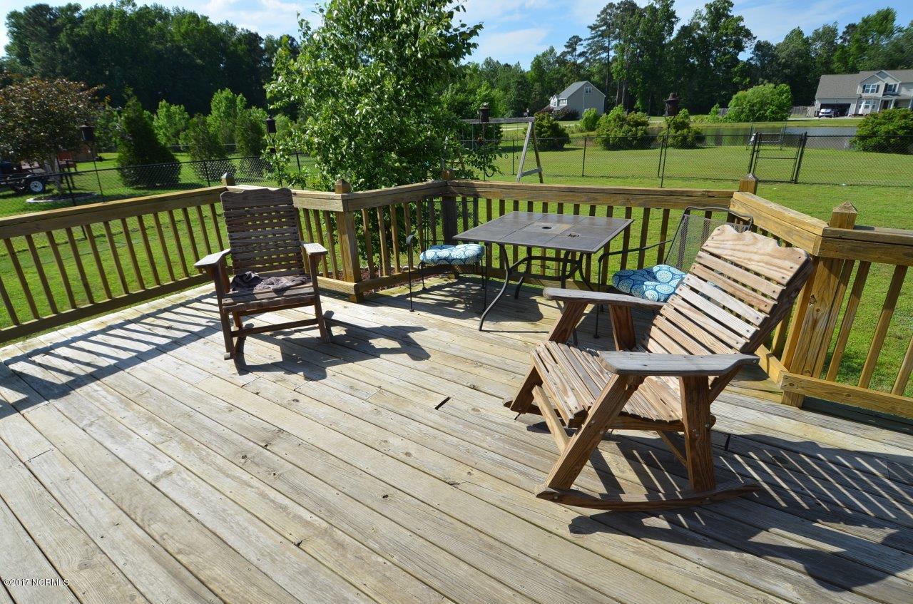 3205 Mobleys Bridge Road Grimesland, NC 27837 - Photo 8 of 24 9 (2)