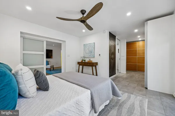 $1,289,000 | 929 Farm Haven Drive, Rockville, MD 20852