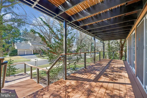 $1,289,000 | 929 Farm Haven Drive, Rockville, MD 20852