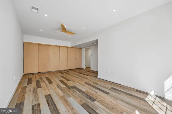 $1,289,000 | 929 Farm Haven Drive, Rockville, MD 20852