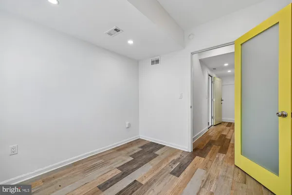 $1,289,000 | 929 Farm Haven Drive, Rockville, MD 20852