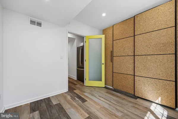 $1,289,000 | 929 Farm Haven Drive, Rockville, MD 20852