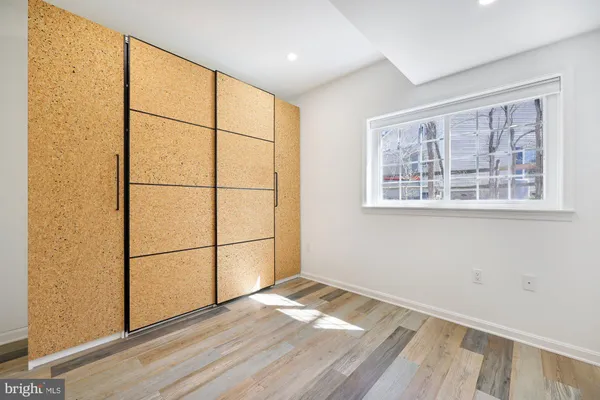 $1,289,000 | 929 Farm Haven Drive, Rockville, MD 20852