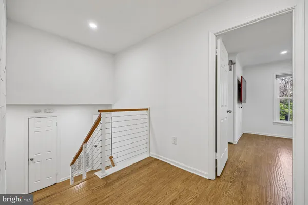 $1,289,000 | 929 Farm Haven Drive, Rockville, MD 20852