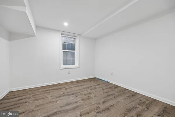 $1,289,000 | 929 Farm Haven Drive, Rockville, MD 20852