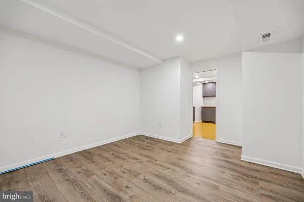 $1,289,000 | 929 Farm Haven Drive, Rockville, MD 20852