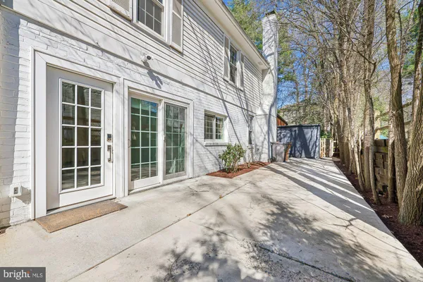 $1,289,000 | 929 Farm Haven Drive, Rockville, MD 20852