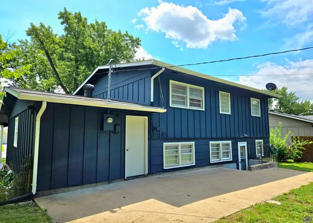 $179,900 | 3641 Pennsylvania Avenue, Topeka, KS 66605