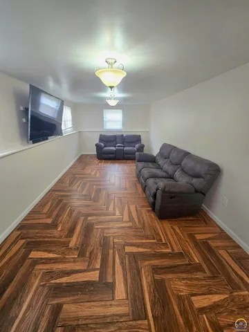 $179,900 | 3641 Pennsylvania Avenue, Topeka, KS 66605