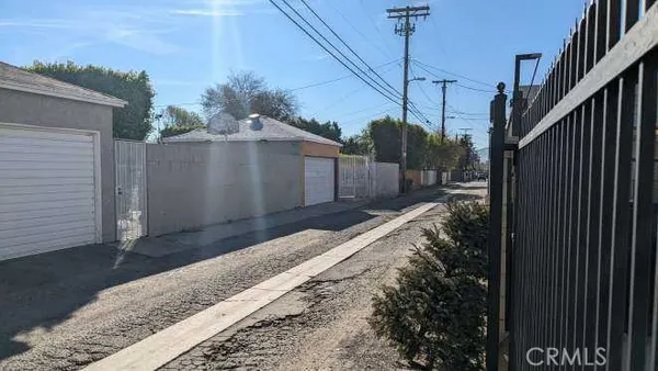 $1,595,000 | 6550 Balboa Boulevard, Van Nuys, CA 91406