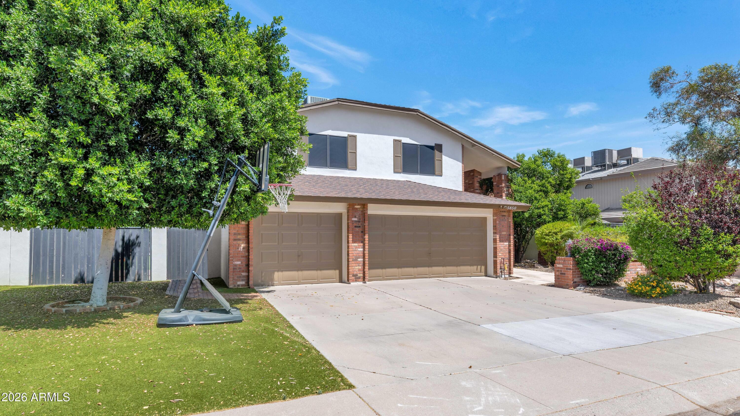 5850 East Kathleen Road Scottsdale, AZ 85254 - Photo 2 of 27