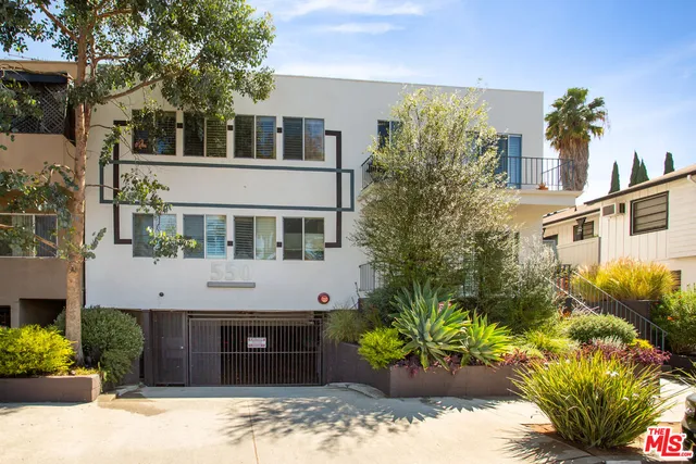 $2,950 | 550 North Croft Avenue, Unit 8, West Hollywood, CA 90048