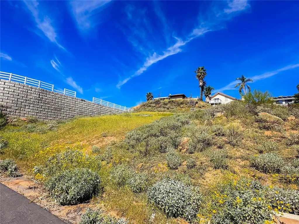 0 Seven Hills Drive Riverside, CA 92505 - Photo 6 of 11 a view of a water with a yard