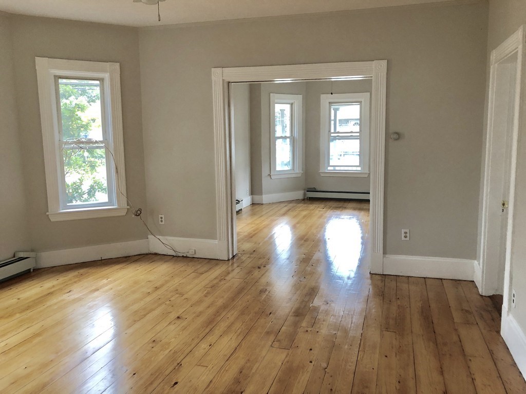 52 Hodges Avenue Taunton, MA 02780 - Photo 4 of 11