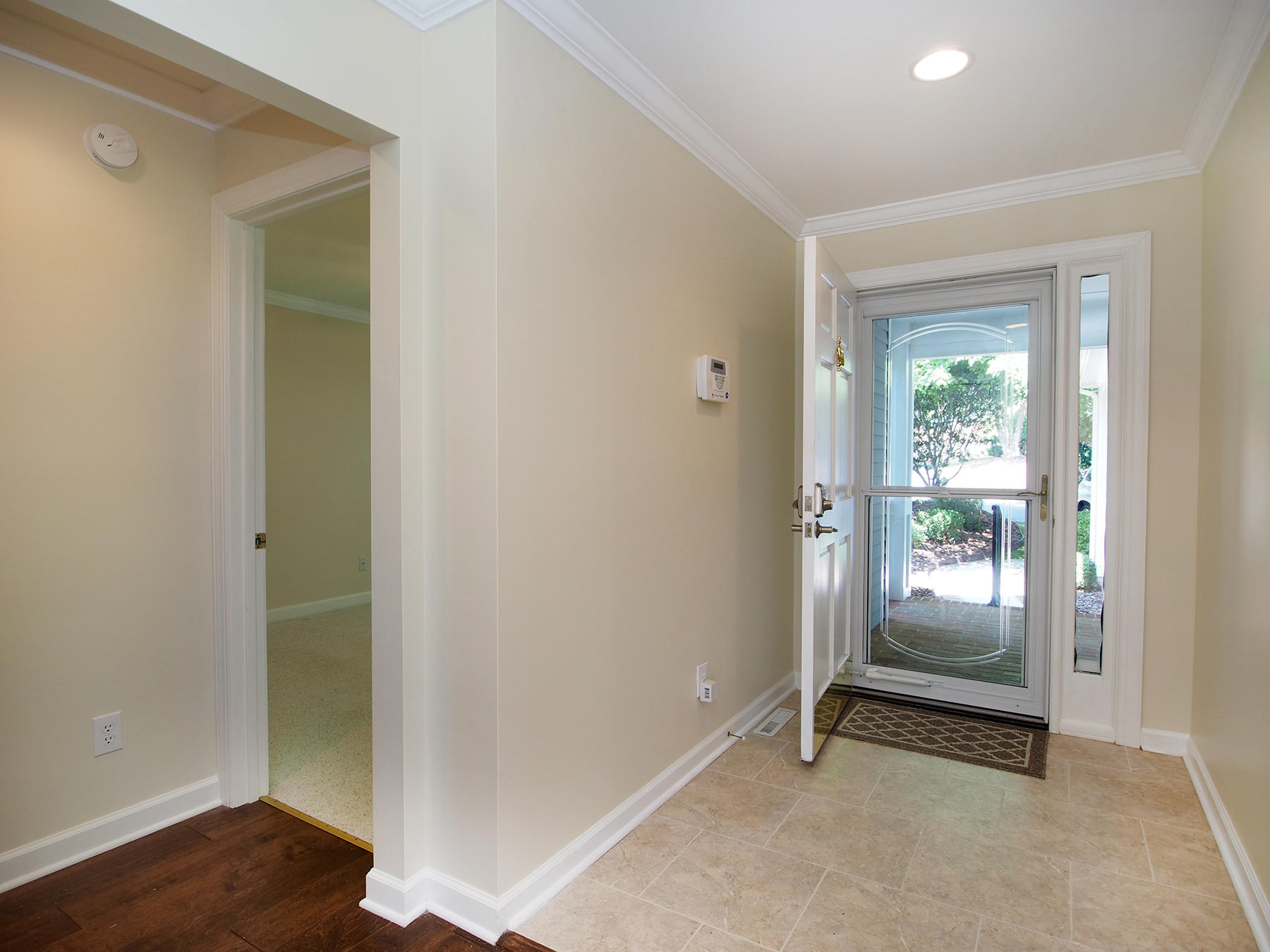 283 Knoll Road Southern Pines, NC 28387 - Photo 5 of 43 foyer1