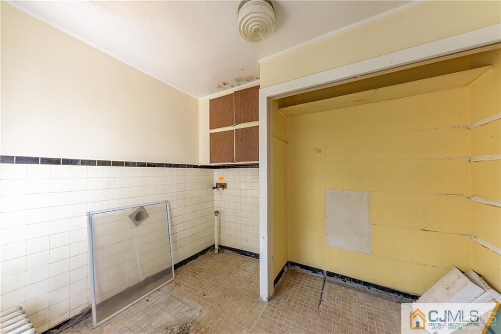 86 Main Street Matawan, NJ 07747 - Photo 20 of 25 a view of utility room