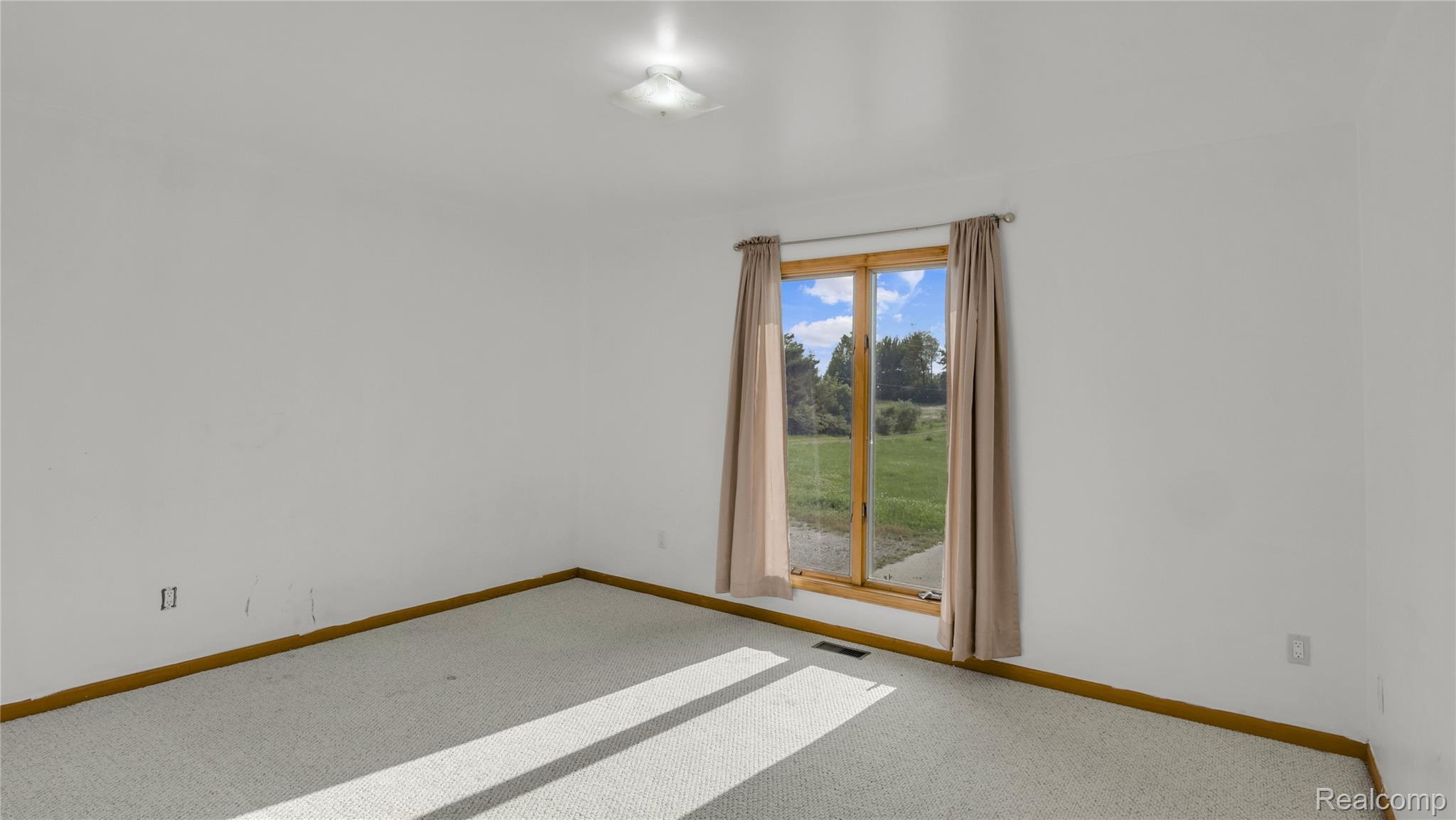 5050 Burton Road Capac, MI 48014 - Photo 26 of 94 029-022-5050-burton-road-mussey-township-mi-finish-009.jpg