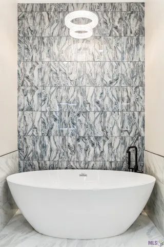 $6,000 | 2237 Dove Hollow Drive, Baton Rouge, LA 70809