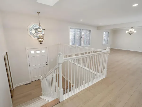 $3,995 | 7783 Kingsview Lane North, Maple Grove, MN 55311