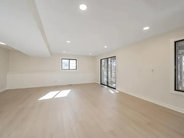 $3,995 | 7783 Kingsview Lane North, Maple Grove, MN 55311