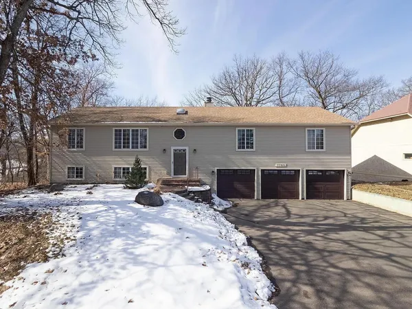 $3,995 | 7783 Kingsview Lane North, Maple Grove, MN 55311