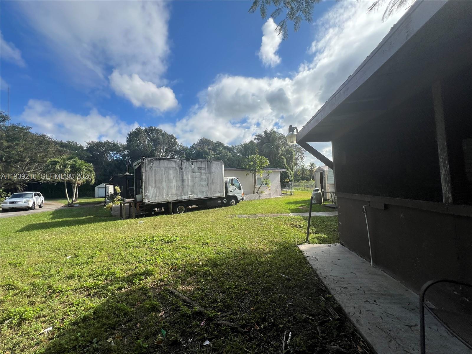 17540 Southwest 254th Street Homestead, FL 33031 - Photo 9 of 85