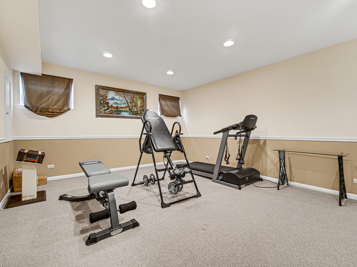 631 Riverside Drive Park Ridge, IL 60068 - Photo 26 of 31 a view of a workspace