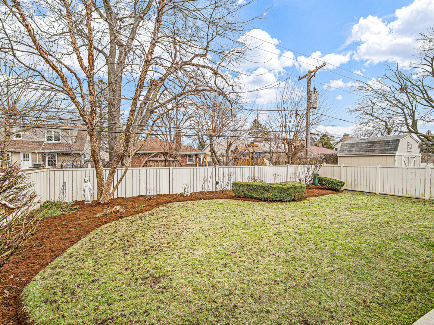 631 Riverside Drive Park Ridge, IL 60068 - Photo 30 of 31 a view of yard with tree