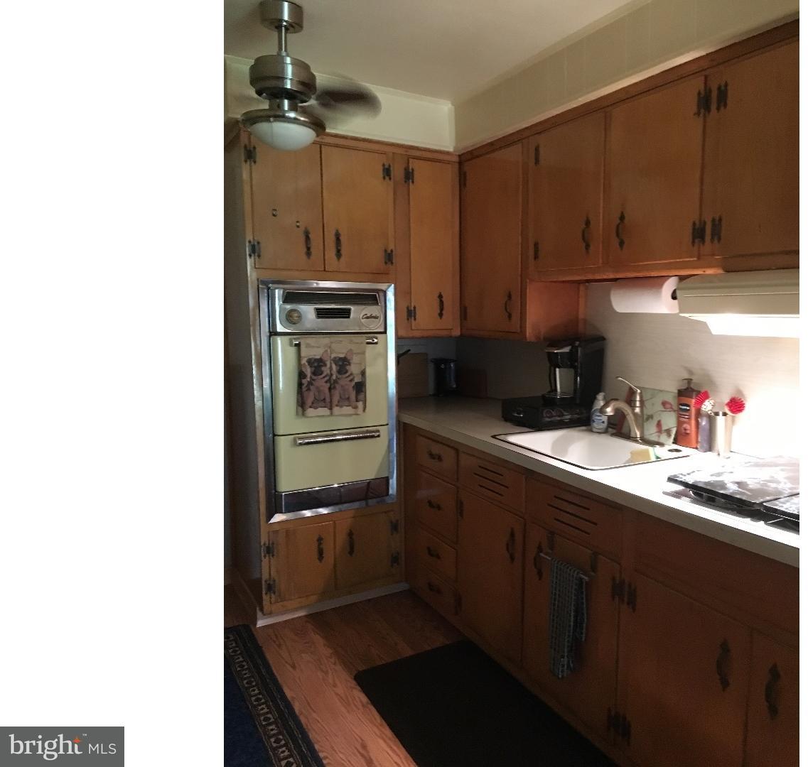 219 Stull Road Ridley Park, PA 19078 - Photo 5 of 19 Kitchen