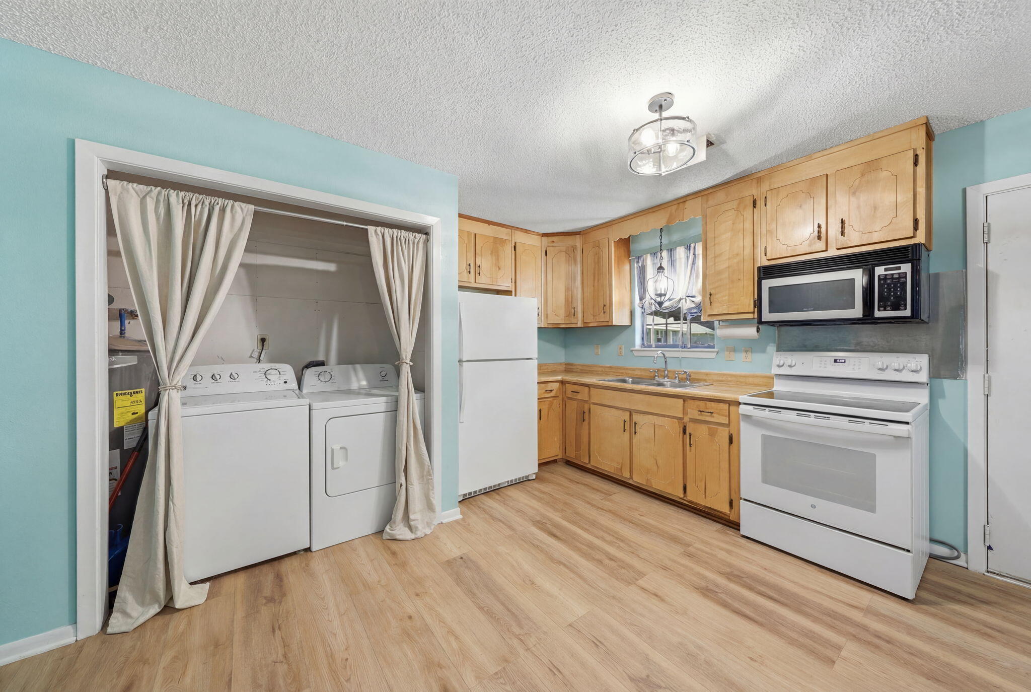 532 Springtime Avenue Holt, FL 32564 - Photo 16 of 33 33-web-or-mls-532-springtime-ave