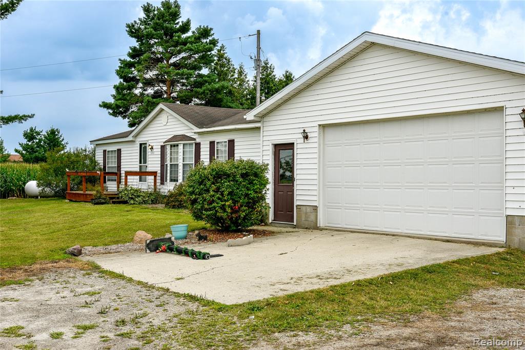 3201 North Thomas Road Filion, MI 48432 - Photo 34 of 87