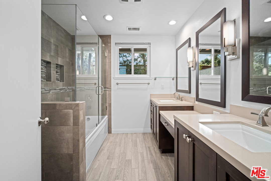 4290 Jubilo Drive Tarzana, CA 91356 - Photo 47 of 52