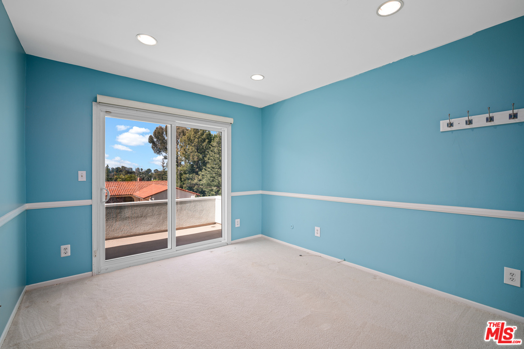 4290 Jubilo Drive Tarzana, CA 91356 - Photo 48 of 52