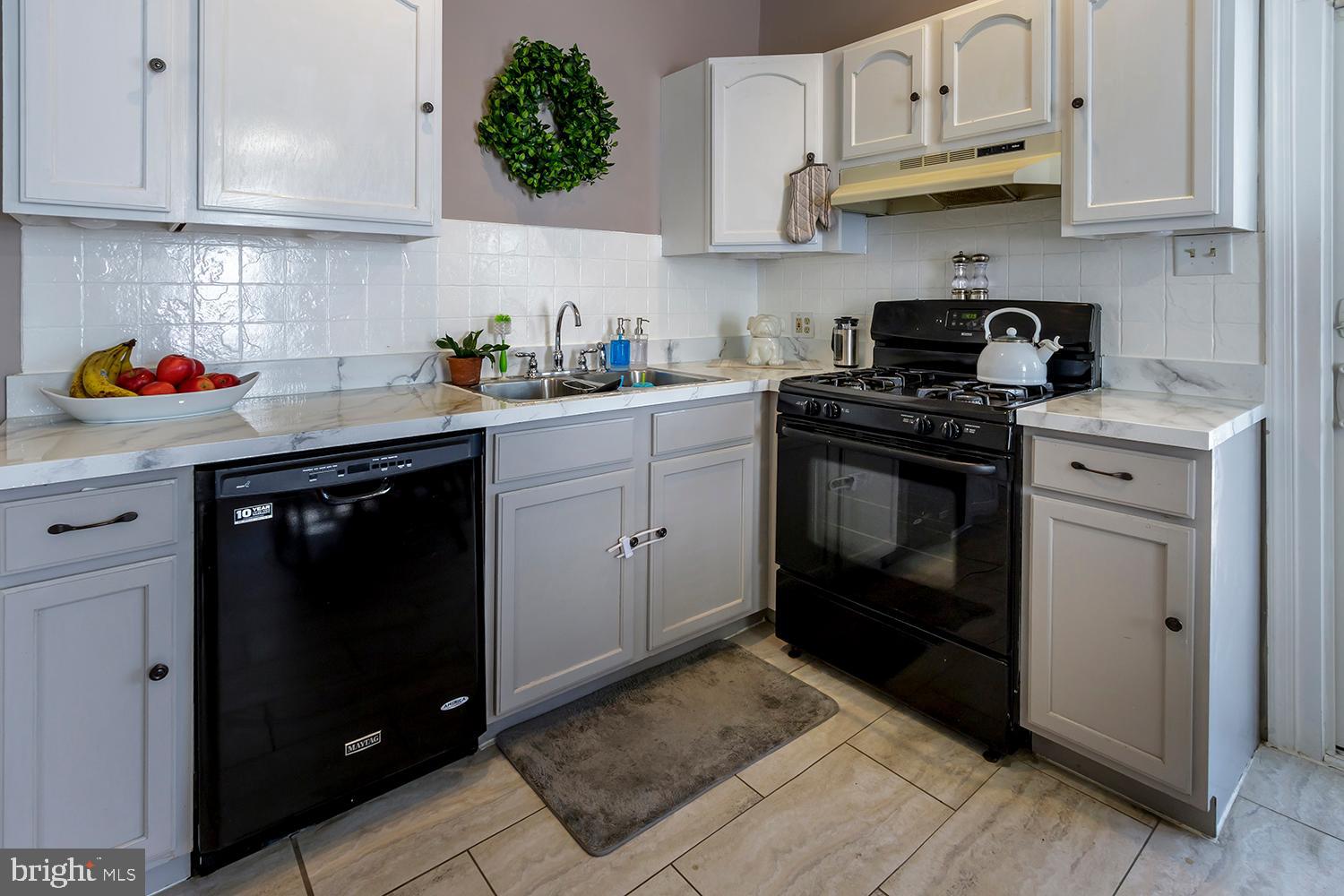 137 Lippincott Avenue Riverside, NJ 08075 - Photo 9 of 22