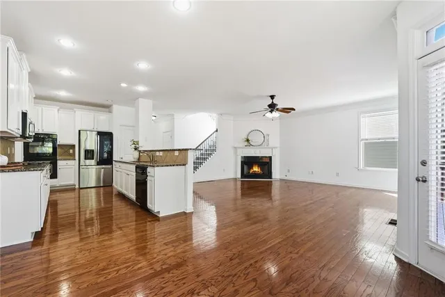 $685,000 | 1610 Apollo Drive, Suwanee, GA 30024