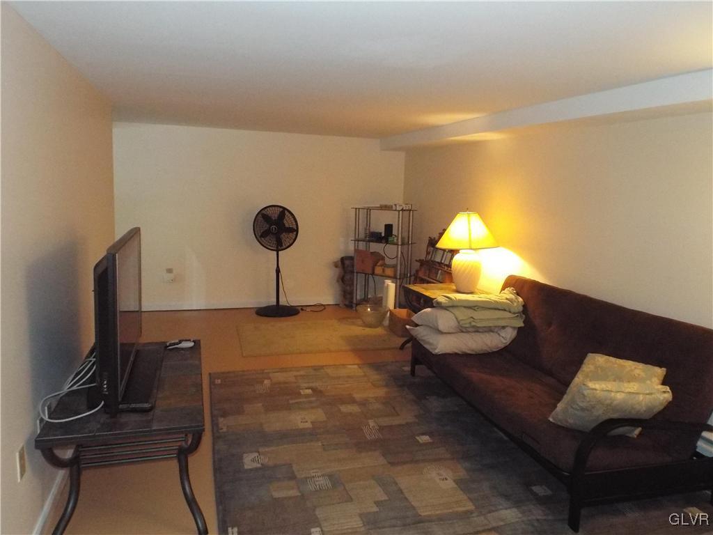 3081 Avon Road Bethlehem, PA 18017 - Photo 15 of 22 Gallery Image 15