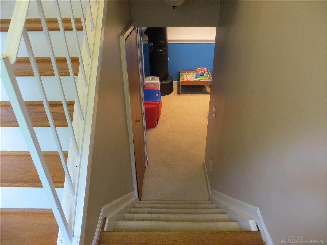 692 Bolinger Street Rochester Hills, MI 48307 - Photo 19 of 29