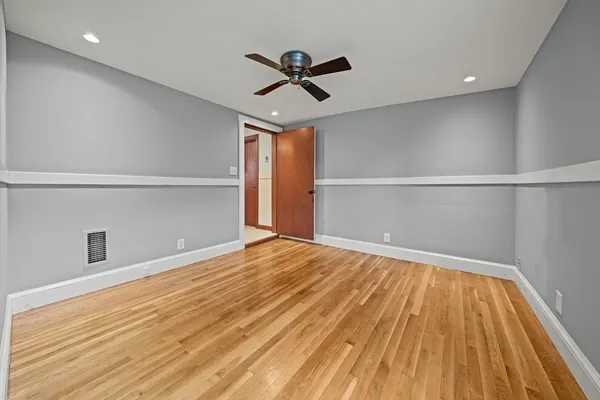 $2,300 | 24 Chestnut Street, Unit 1, Wakefield, MA 01880