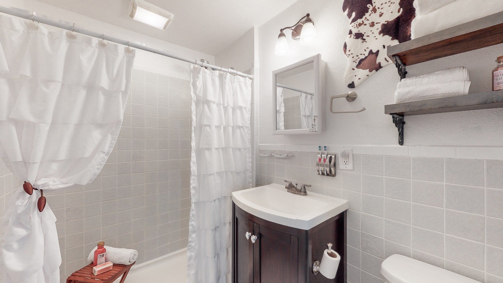 1108 Berwick Trail Madison, TN 37115 - Photo 24 of 54 a bathroom with a sink toilet and shower