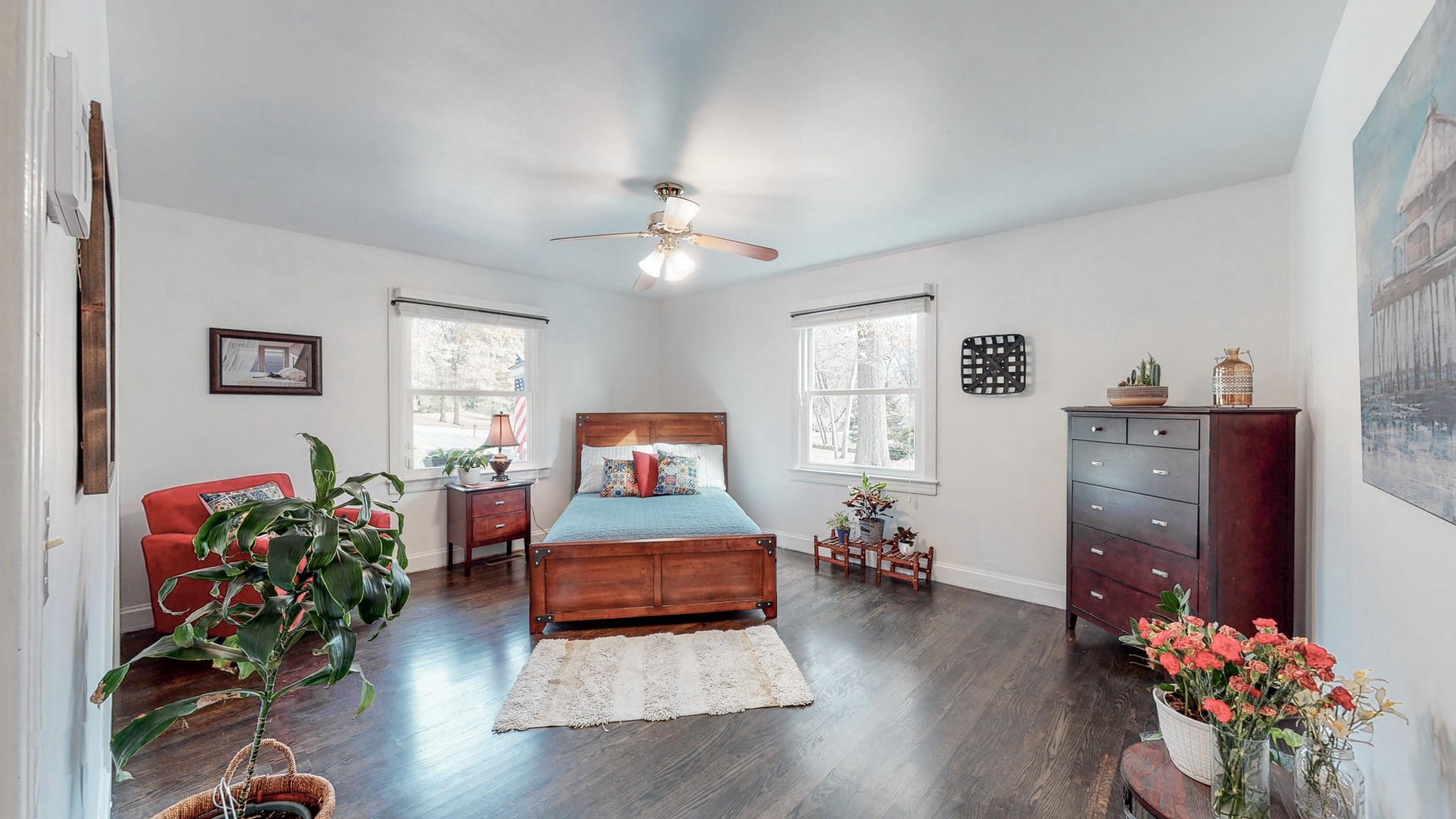 1108 Berwick Trail Madison, TN 37115 - Photo 30 of 54 a living room with furniture and a potted plant