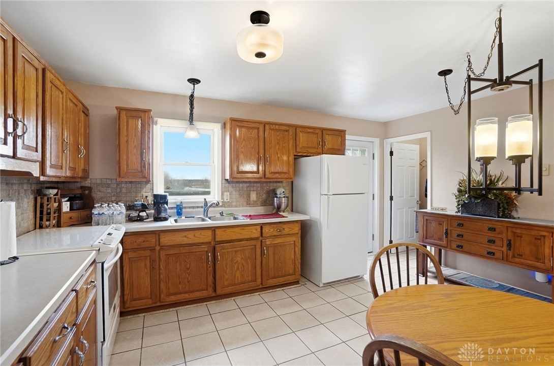 4075 Russia-Versailles Road Houston, OH 45333 - Photo 17 of 48 Gallery Image 17