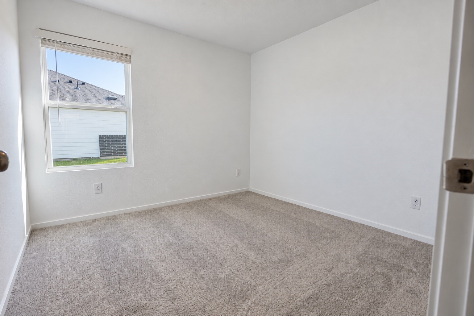 10947 Independence Road Cleveland, TX 77328 - Photo 7 of 28 Gallery Image 7